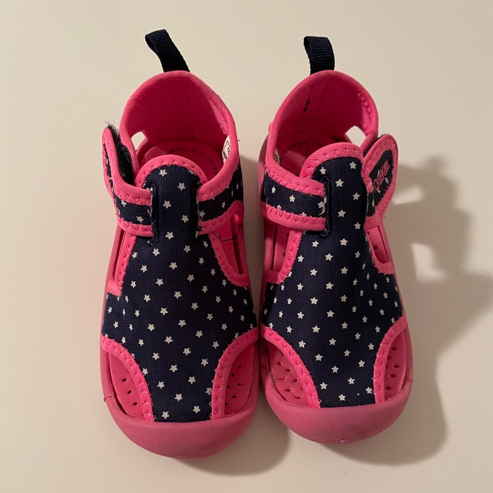 Toddler OshKosh Pink and Navy Water Shoes.